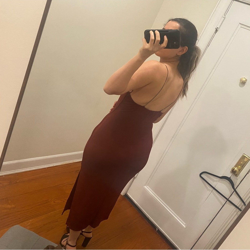 Astr Wine Midi Dress - Picture 3 of 5